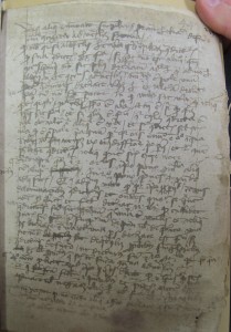 „Son objet même, ces manuscrits griboullés souvent jusqu’à la limite du déchiffrable, faisait office de repoussoir; ses chercheurs, en quête de méthodes et de modèles, et engouffrés dans le labyrinthe des brouillons, n’étaient d’aucune obédience, d’aucune fratrie.“ A. Grésillon, La critique génétique française: hasards et nécessités. ÖNB Cod. 4907, Bl. 443r: Skizze einer disputierten Frage, die aus der Periode vor 1420 das einzige Zeugnis für die Erwähnung des Begriffs der contingentia futurorum ad utrumlibet bildet 